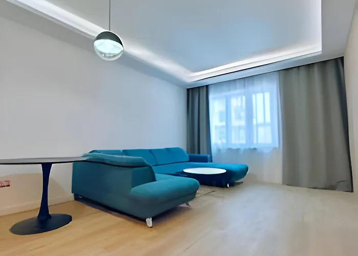 Modern Free Parking High Standard Cool Stylish Apartment